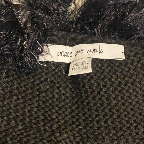 Peace Love World Elegant Moni Black Vest | Shaggy Reversible Vest NWT 0ne Size - Picture 10 of 14